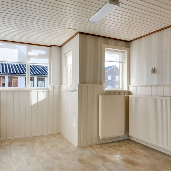 Beatrixlaan 2, Avenhorn