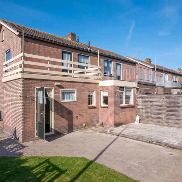 Beatrixlaan 2, Avenhorn