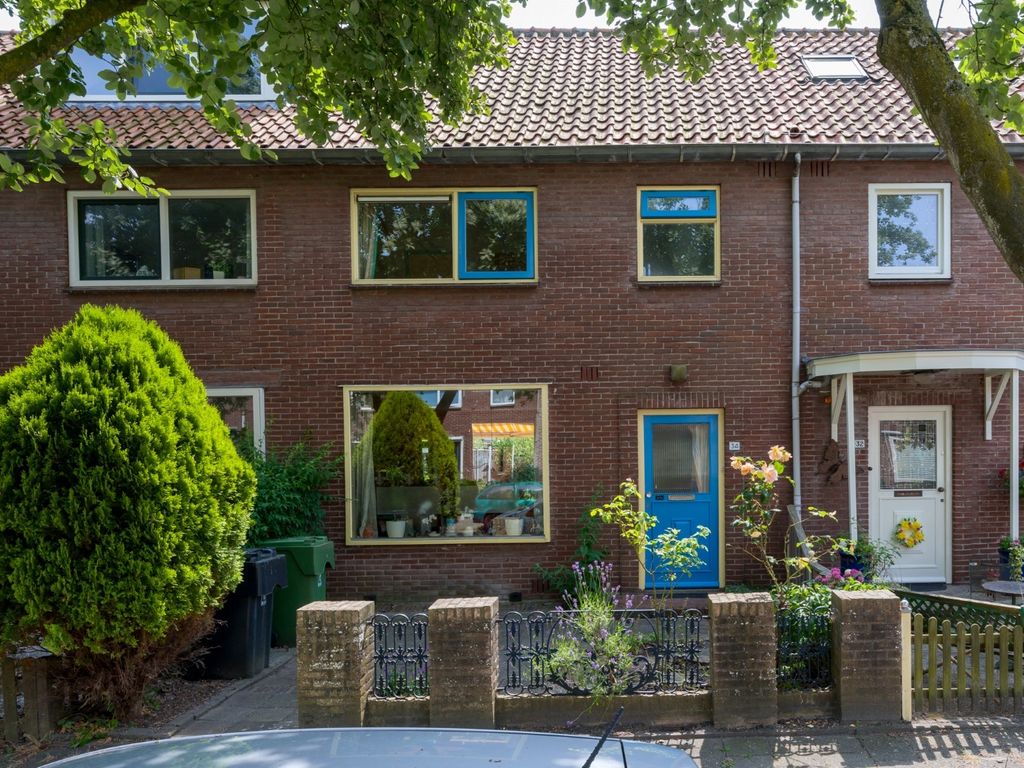 Aagje Dekenstraat 34, Alkmaar