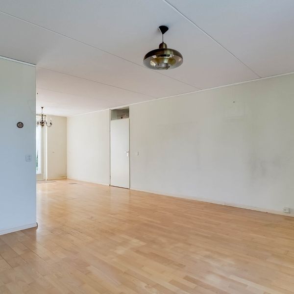 Kloostermuur 11, Wognum