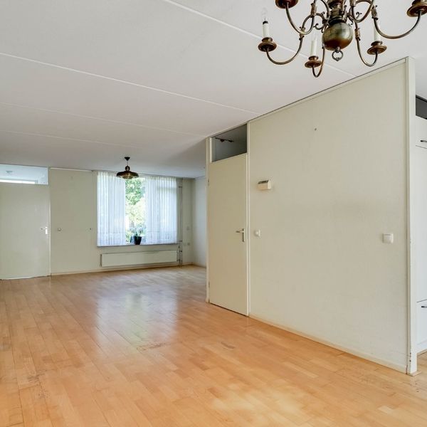 Kloostermuur 11, Wognum