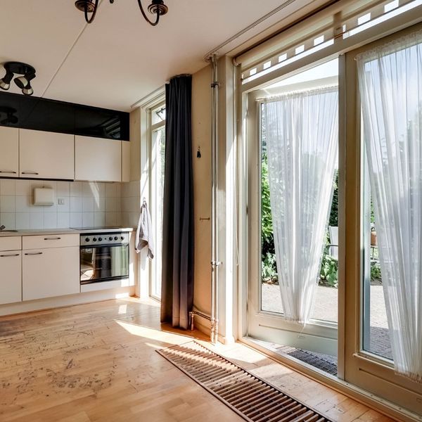 Kloostermuur 11, Wognum