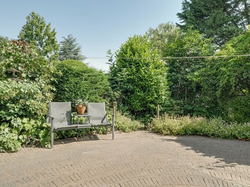 Kloostermuur 11, Wognum