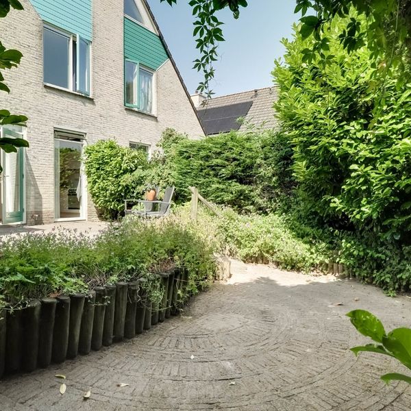 Kloostermuur 11, Wognum