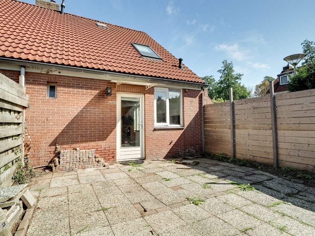 Groef 12, Hoorn