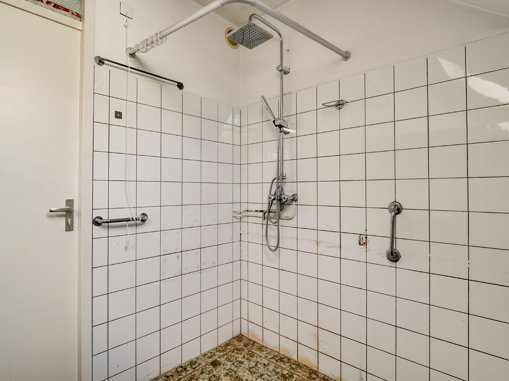 Groef 12, Hoorn