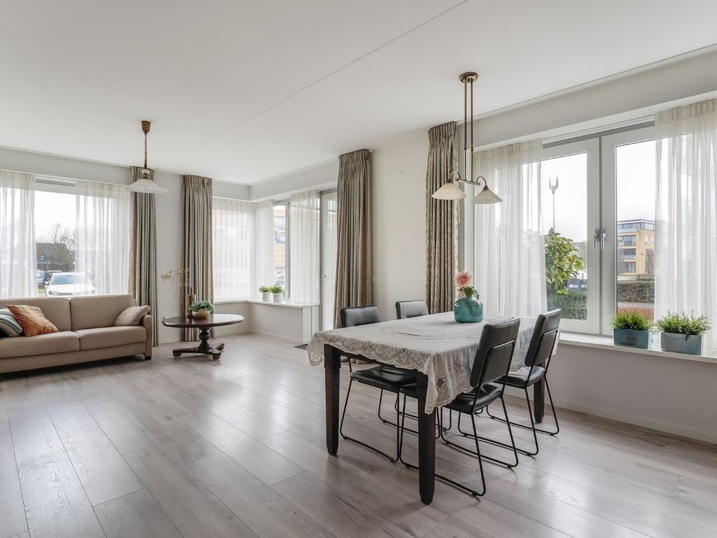 Kolblei 102, Avenhorn