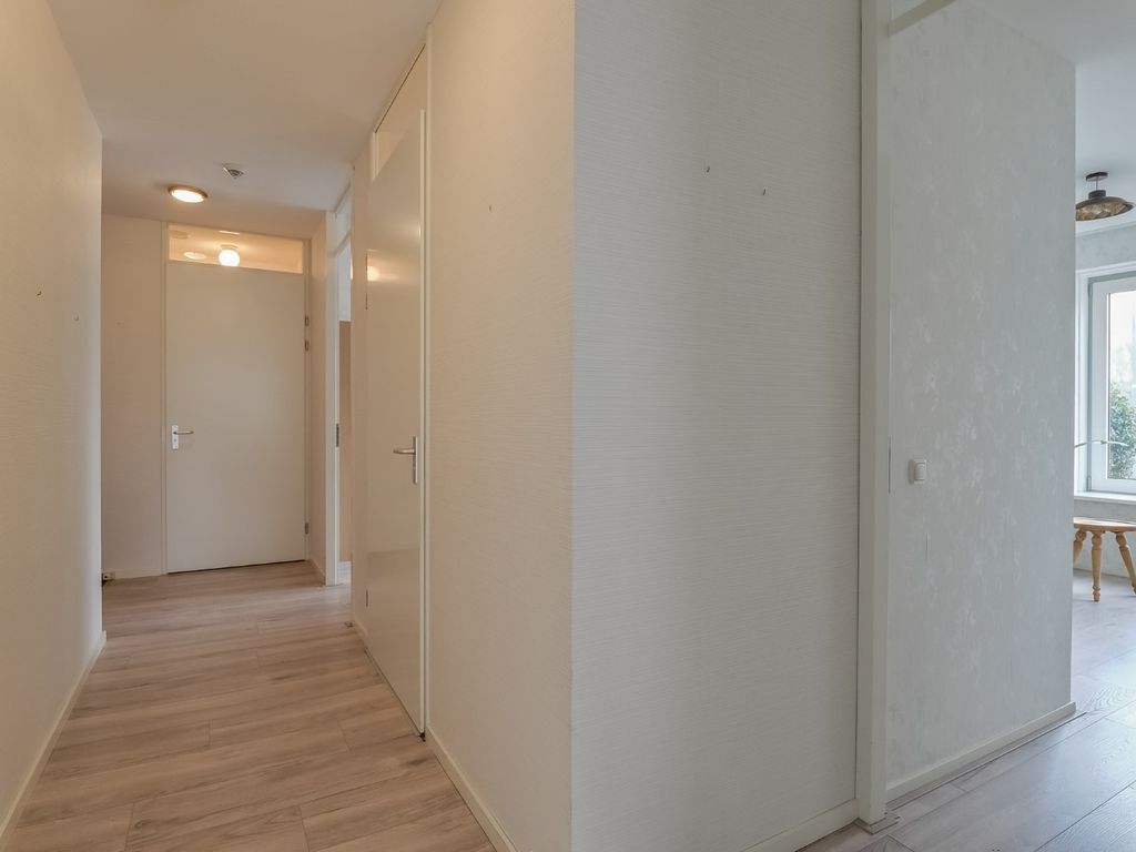 Kolblei 102, Avenhorn