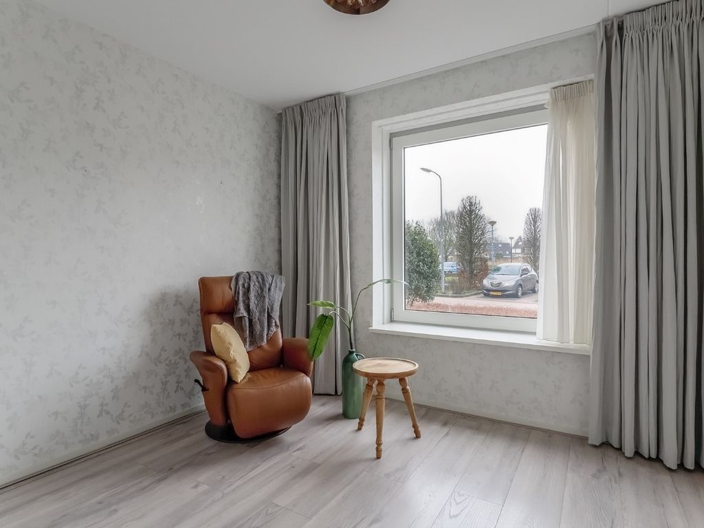 Kolblei 102, Avenhorn