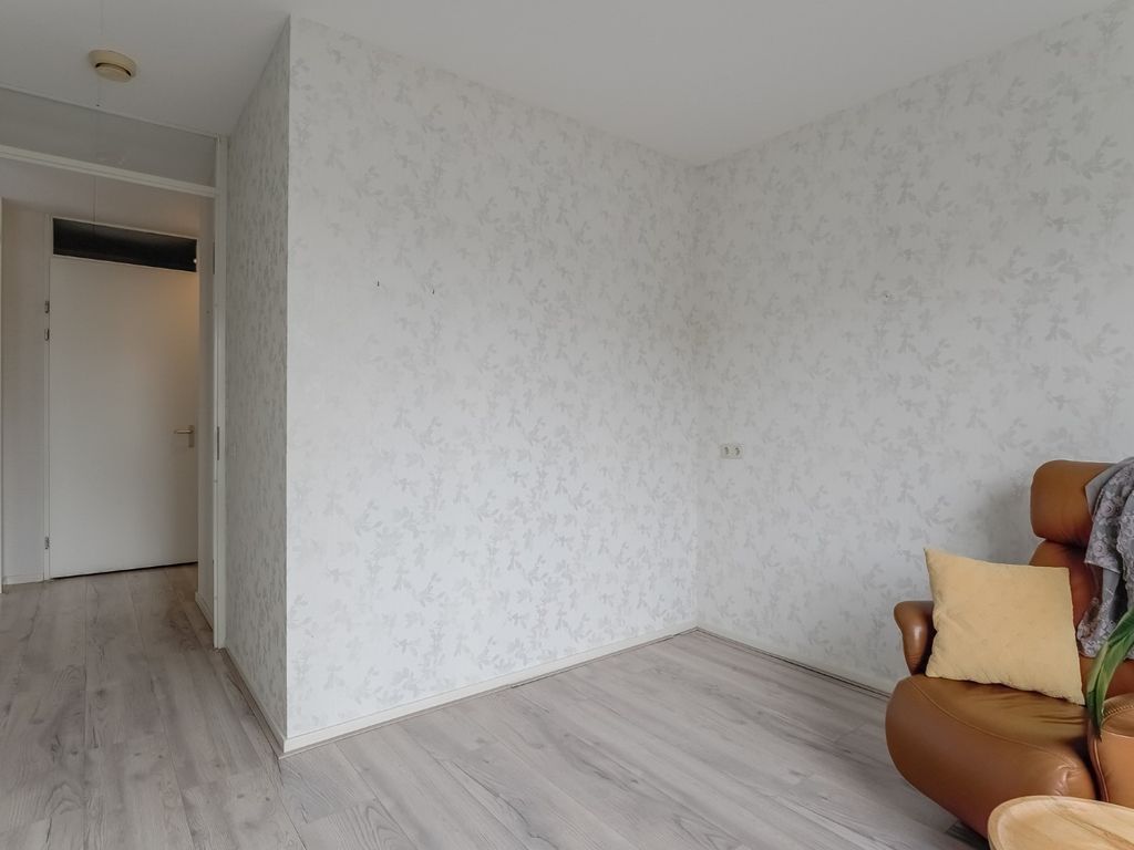 Kolblei 102, Avenhorn