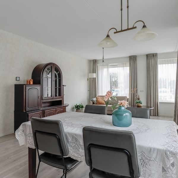 Kolblei 102, Avenhorn