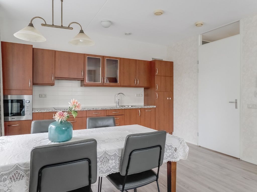 Kolblei 102, Avenhorn