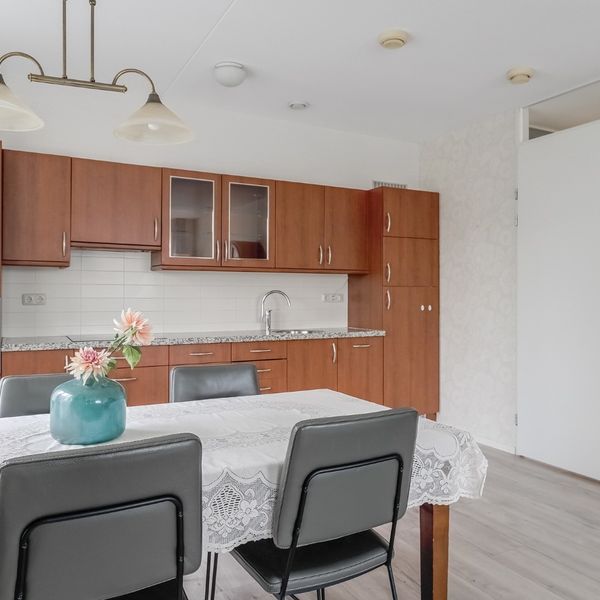 Kolblei 102, Avenhorn