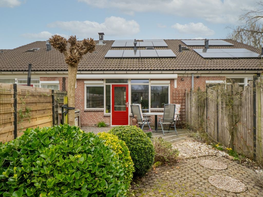 Bergkristal 35, Heerhugowaard