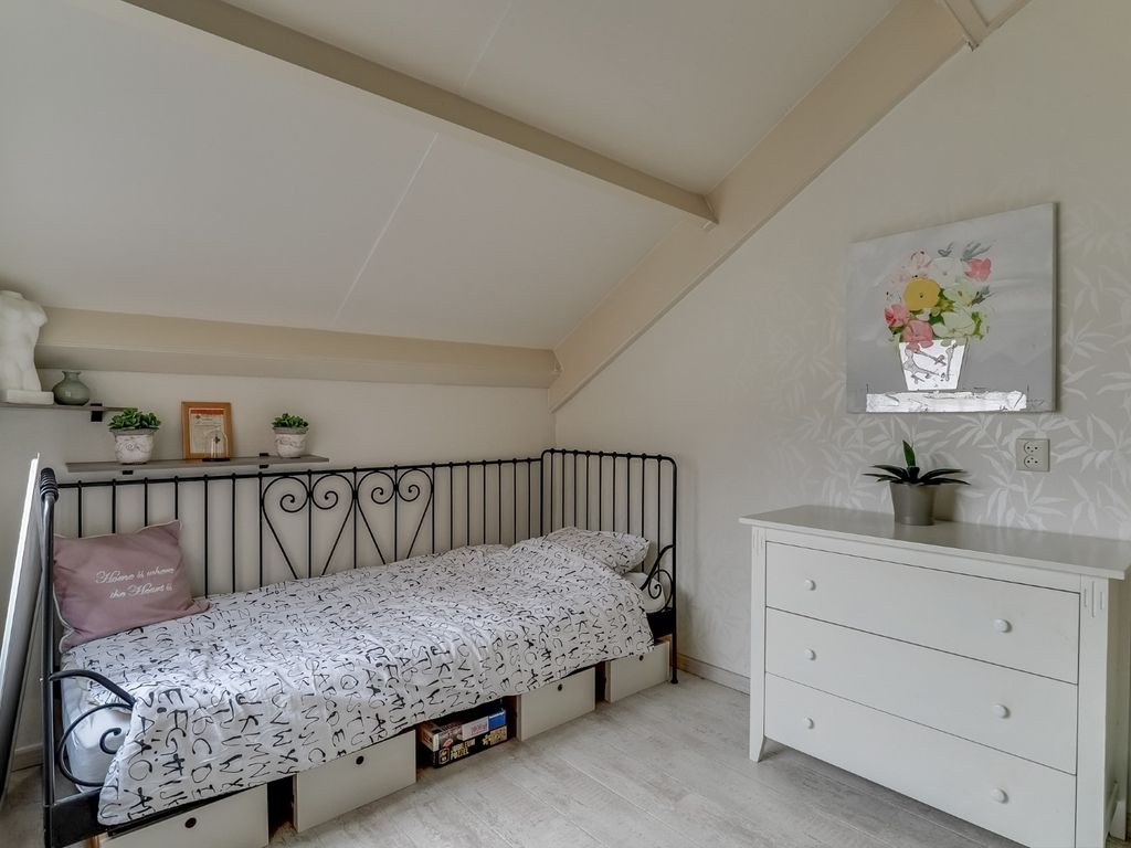 Bergkristal 35, Heerhugowaard