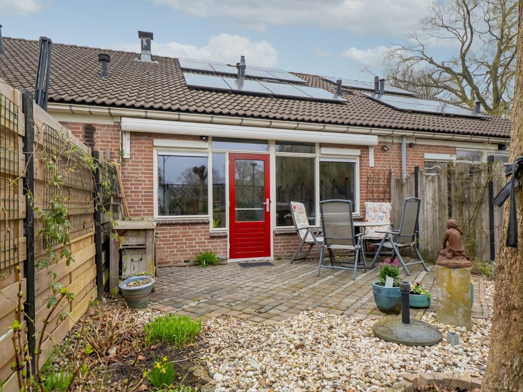 Bergkristal 35, Heerhugowaard