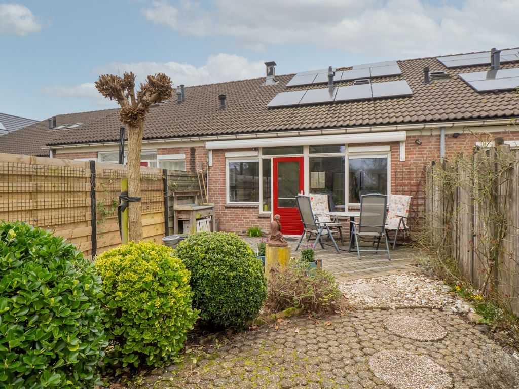Bergkristal 35, Heerhugowaard