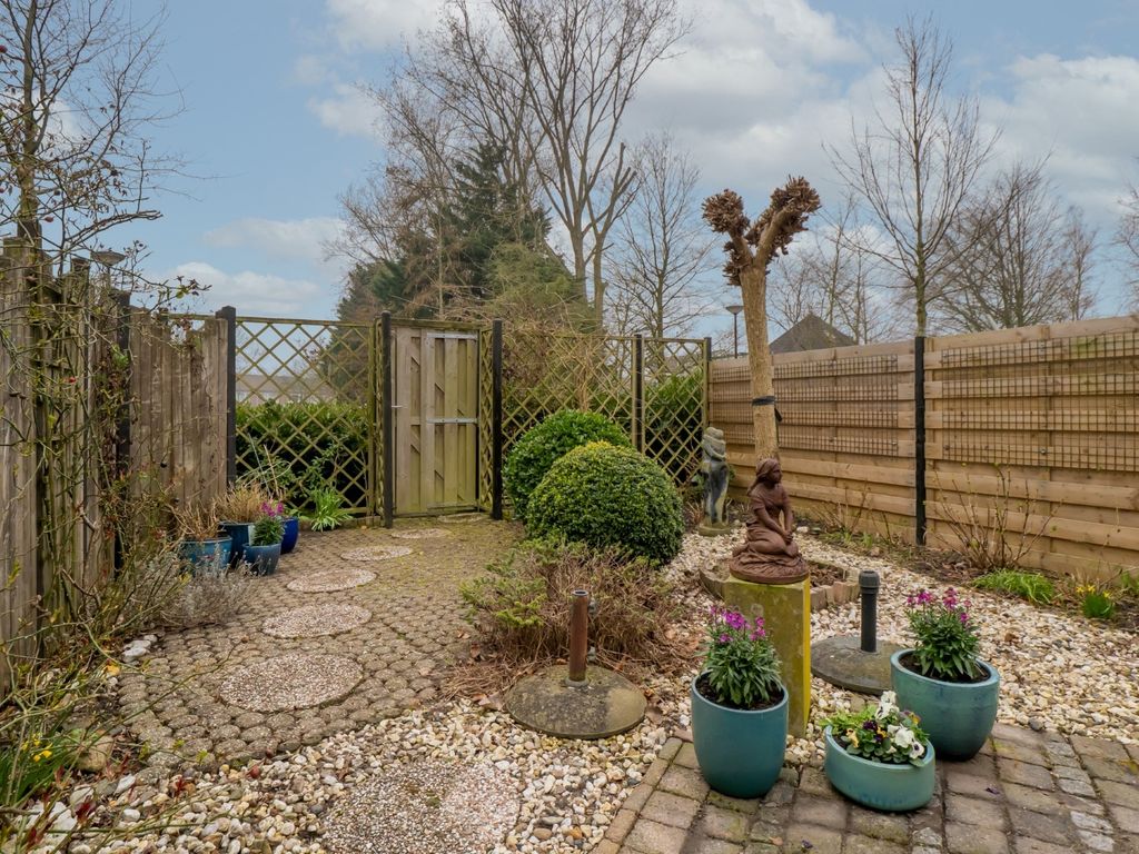 Bergkristal 35, Heerhugowaard