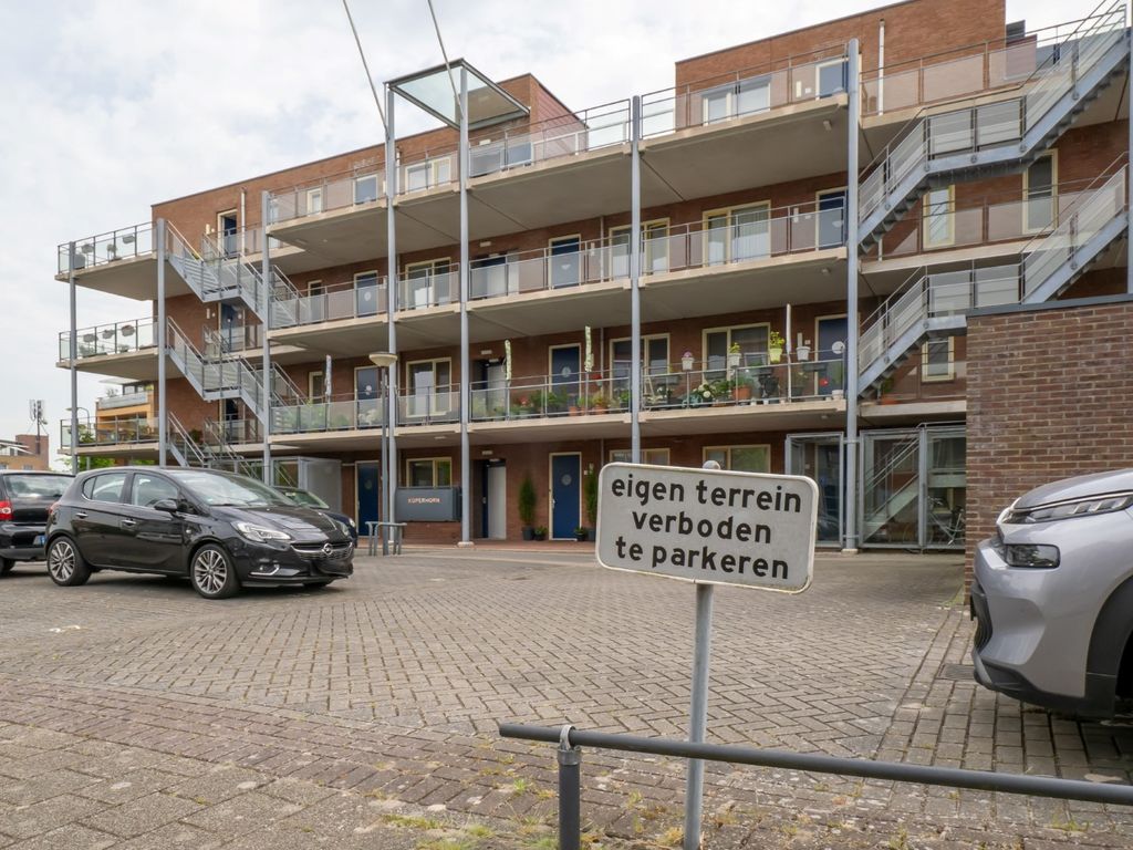 Grondel 3, Avenhorn