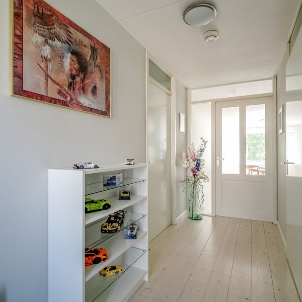 Elft 12, Avenhorn