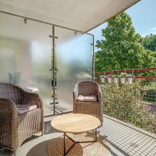 Elft 12, Avenhorn