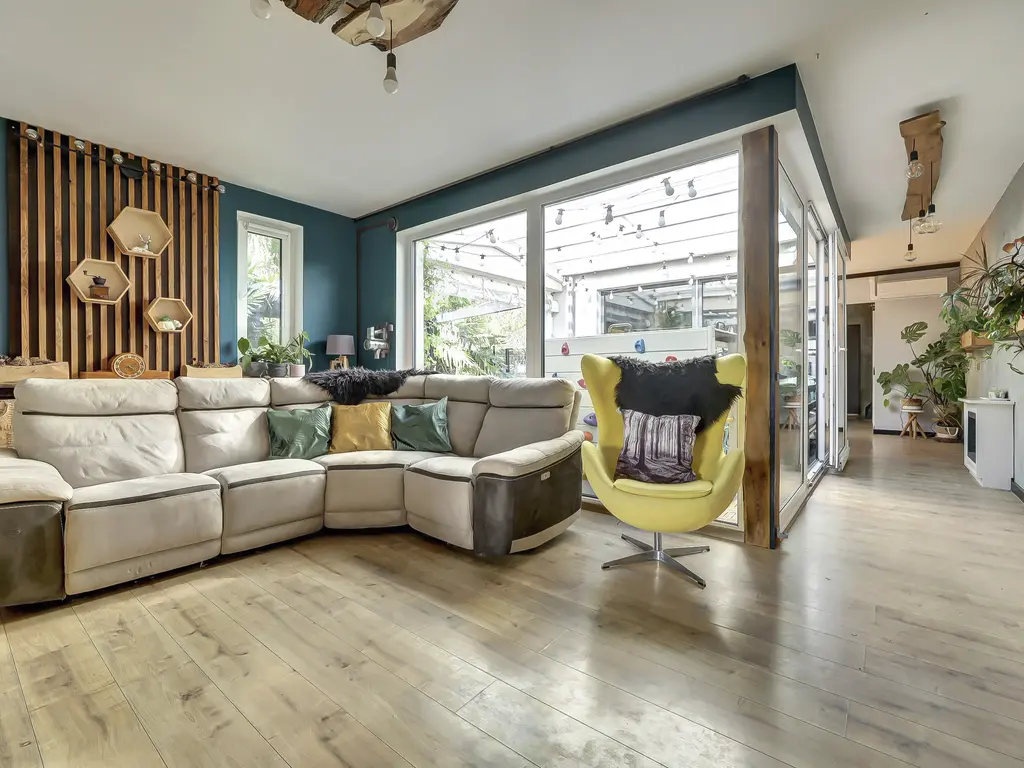 Tijmdonk 102, SPIJKENISSE