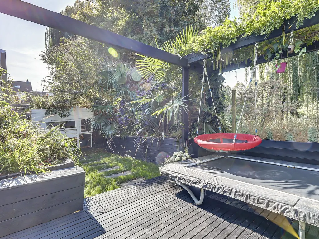 Tijmdonk 102, SPIJKENISSE