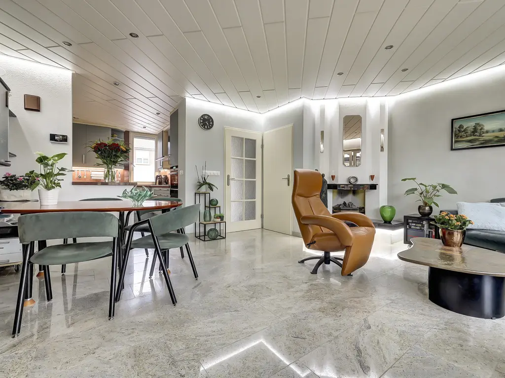 Tamusdonk 6, SPIJKENISSE