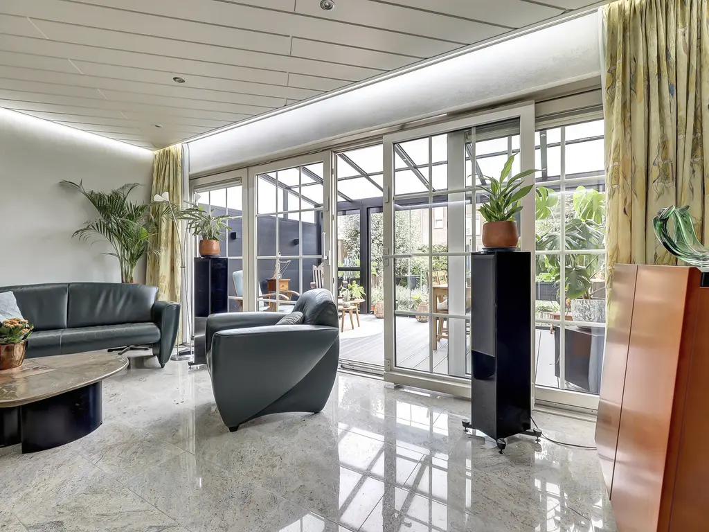 Tamusdonk 6, SPIJKENISSE