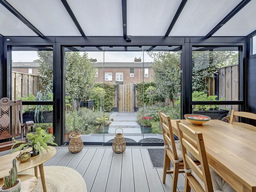 Tamusdonk 6, SPIJKENISSE