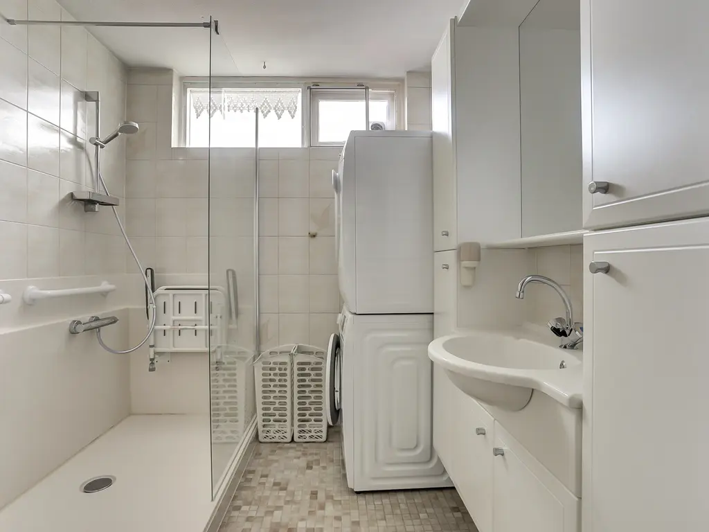 Apollostraat 100, SPIJKENISSE