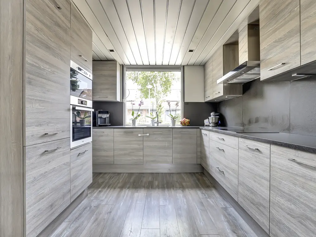 Bachbaan 67, SPIJKENISSE