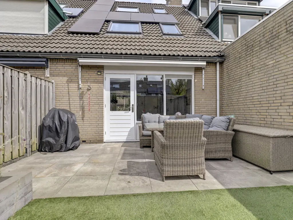 Bachbaan 67, SPIJKENISSE