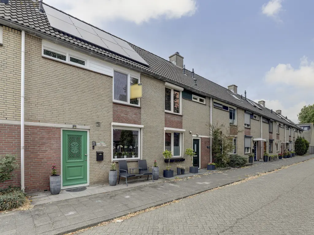 Bachbaan 67, SPIJKENISSE