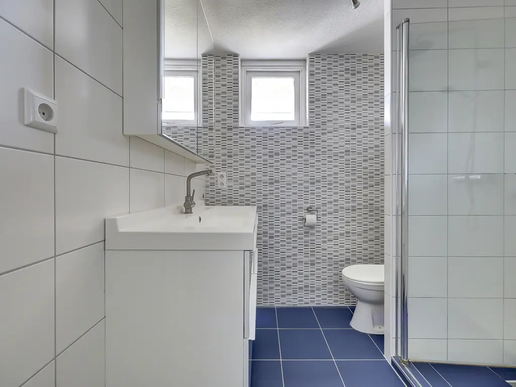 J. Sasboutstraat 4, SPIJKENISSE