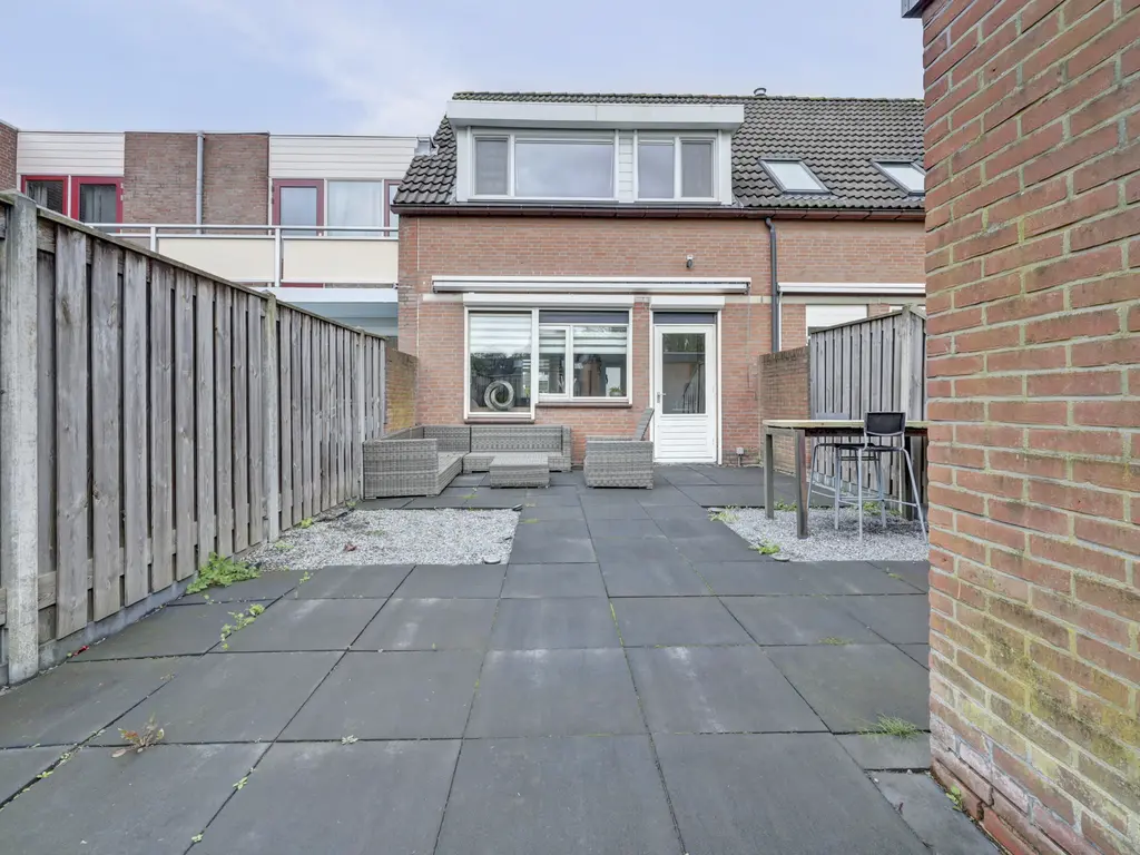 Karperveen 264, SPIJKENISSE