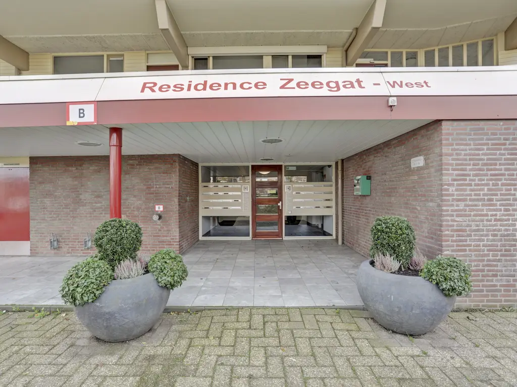 Zeegat 20, HELLEVOETSLUIS