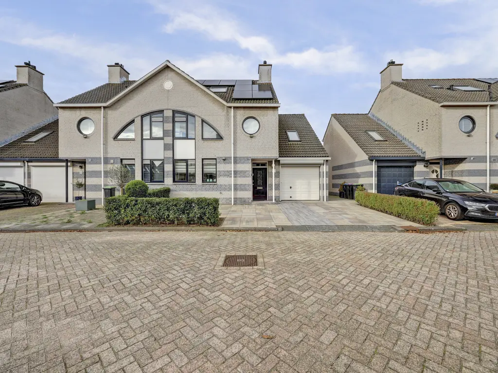 Mimi Boesnachstraat 10, SPIJKENISSE