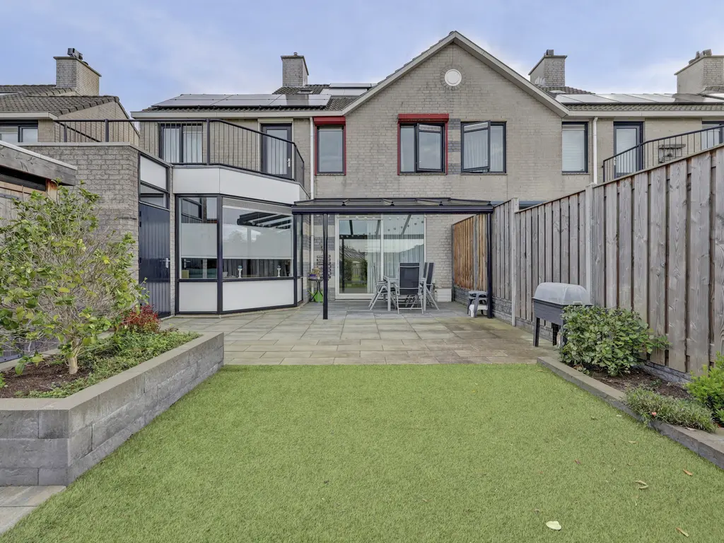 Mimi Boesnachstraat 10, SPIJKENISSE