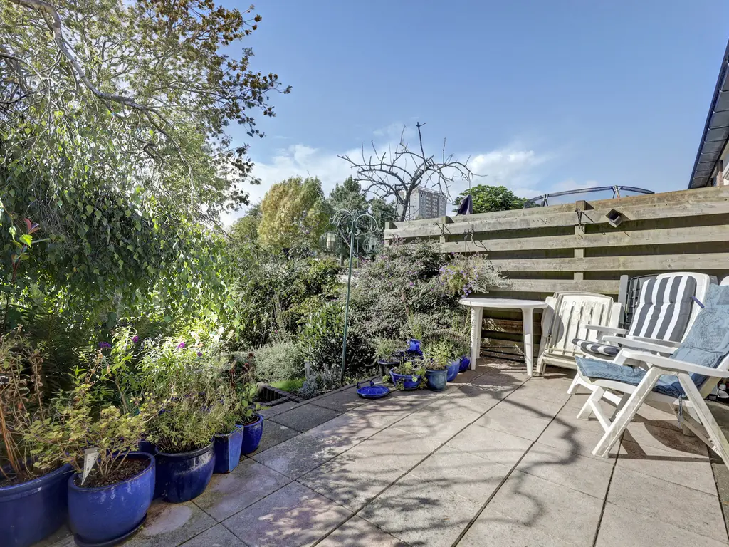 Majoraandonk 18, SPIJKENISSE