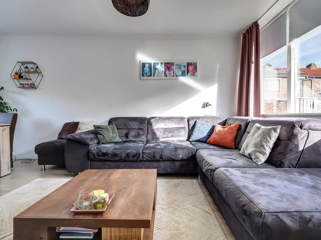 Kanariestraat 11, SPIJKENISSE