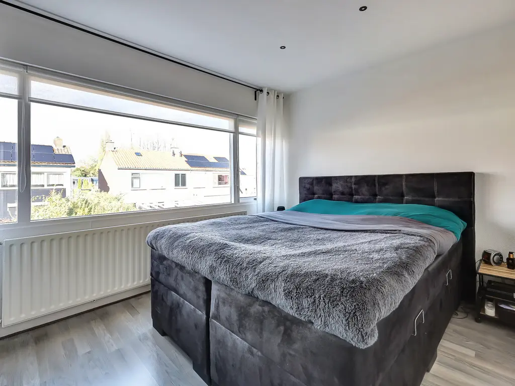 Kanariestraat 11, SPIJKENISSE