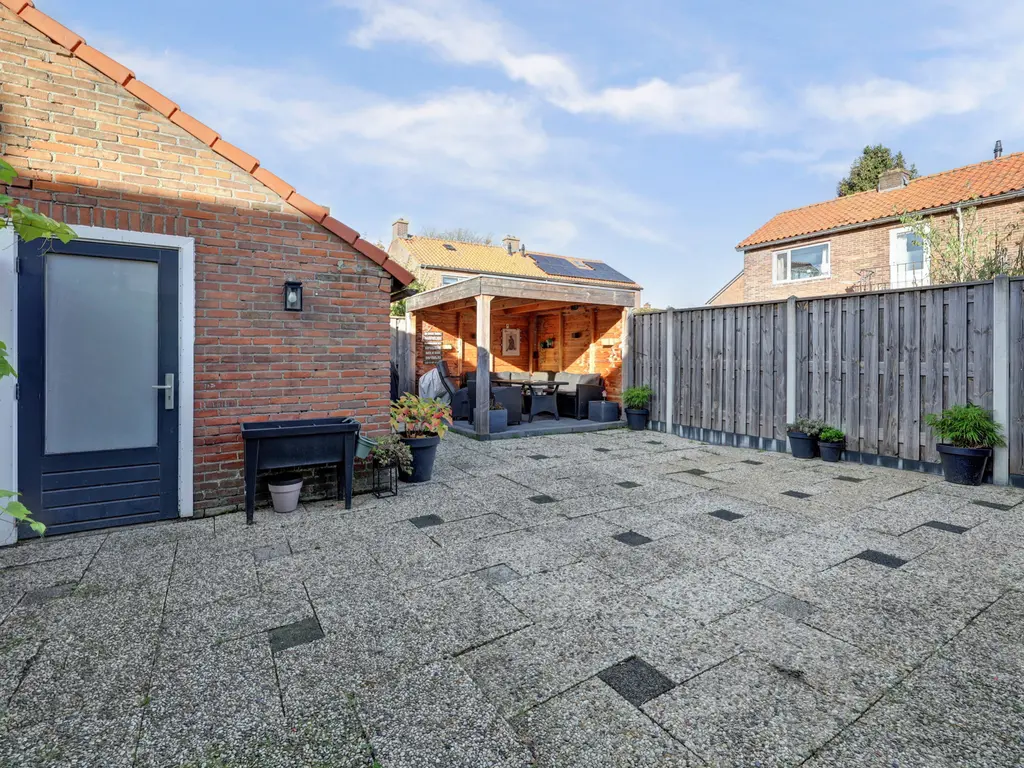 Kanariestraat 11, SPIJKENISSE