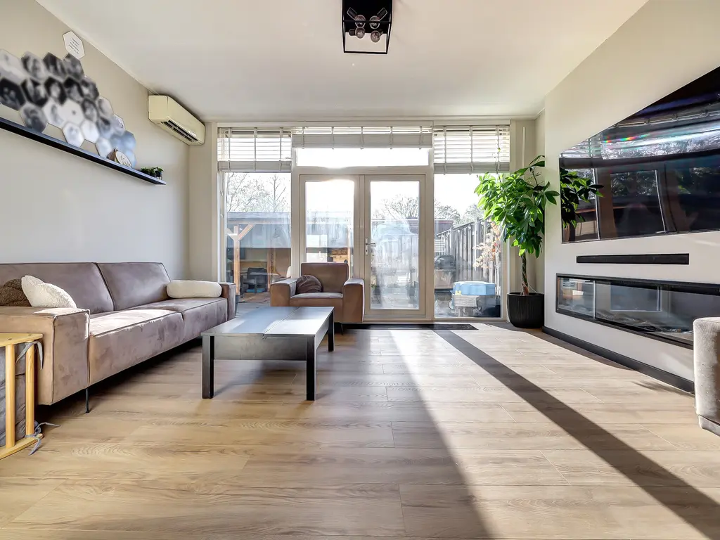 Rembrandtstraat 77, SPIJKENISSE