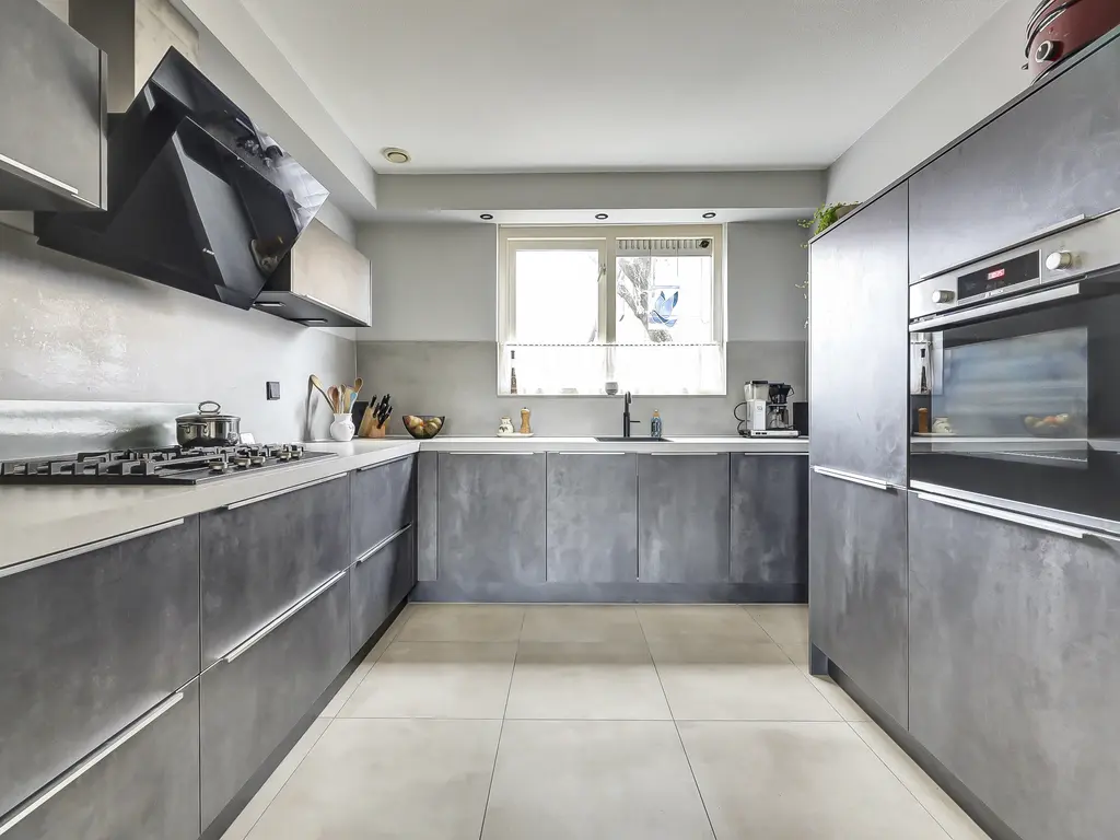 Steentijdkreek 9, SPIJKENISSE