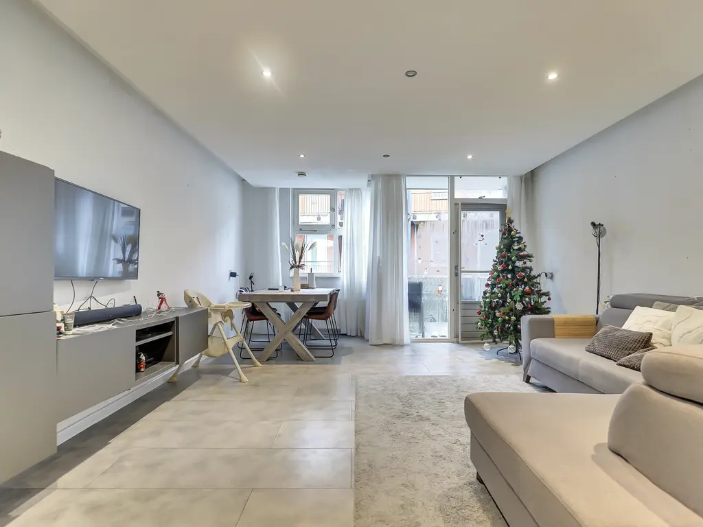 Noordkade 48, SPIJKENISSE