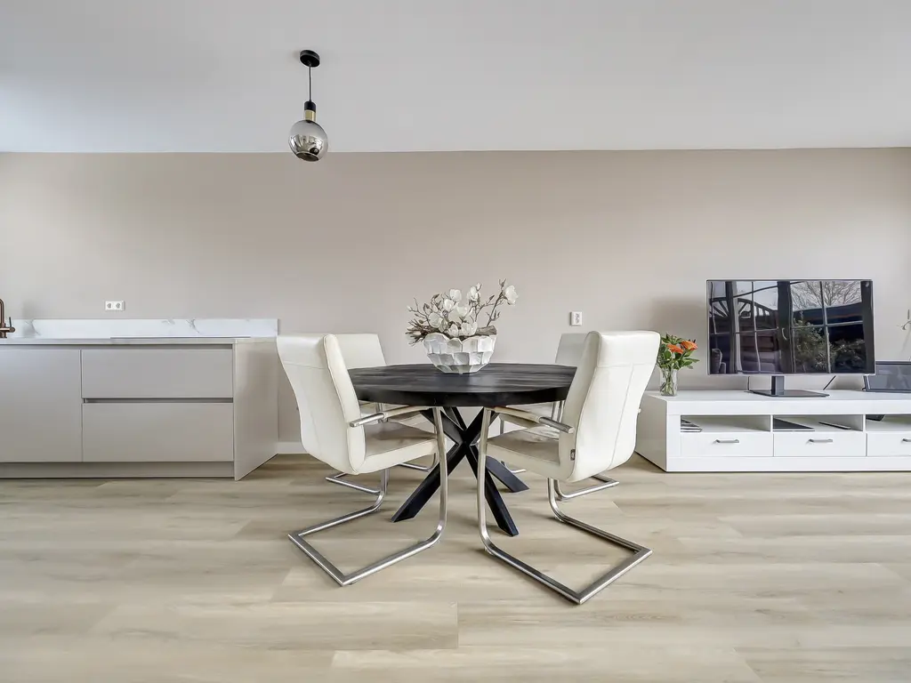 Donaulaan 122, SPIJKENISSE