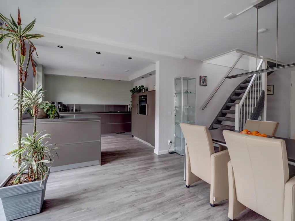 Turfweide 10, HELLEVOETSLUIS