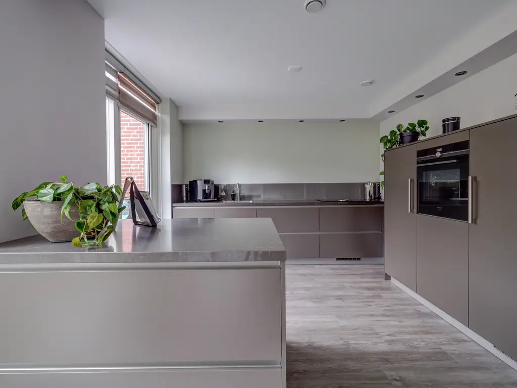 Turfweide 10, HELLEVOETSLUIS