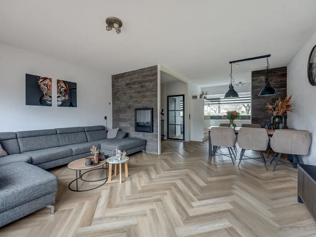 Titus Brandsmapad 17, HOOGVLIET ROTTERDAM